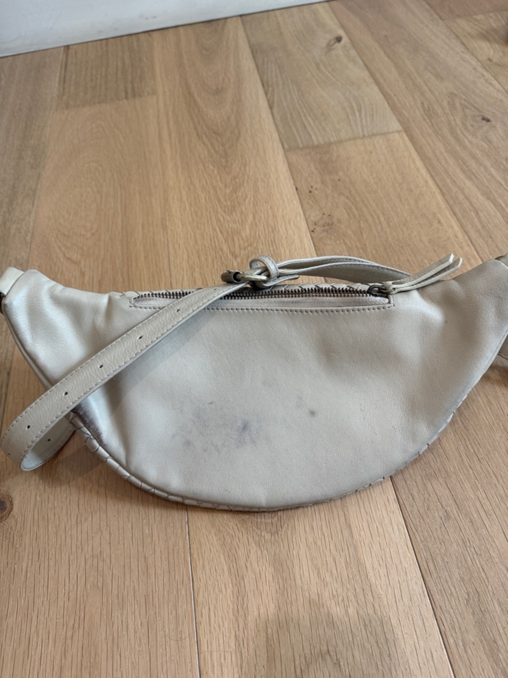 MANDRN Woven Leather Belt Bag in Light Beige - Picture 3 of 5